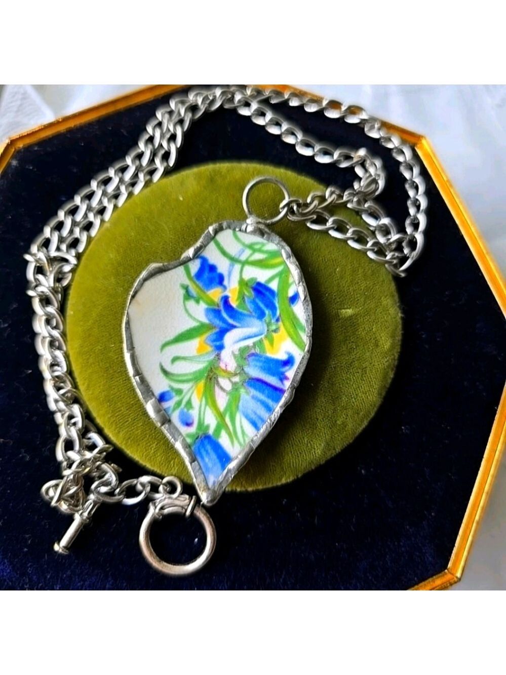 Vintage Silver Tone Ceramic Chip Pendant Chain Necklace 24"L Toggle Clasp